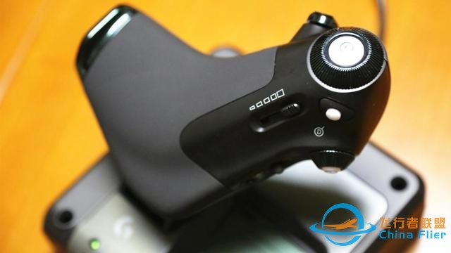 反饋最真實的飛行搖桿 羅技HOTAS系列飛行模擬控制器評測-1645