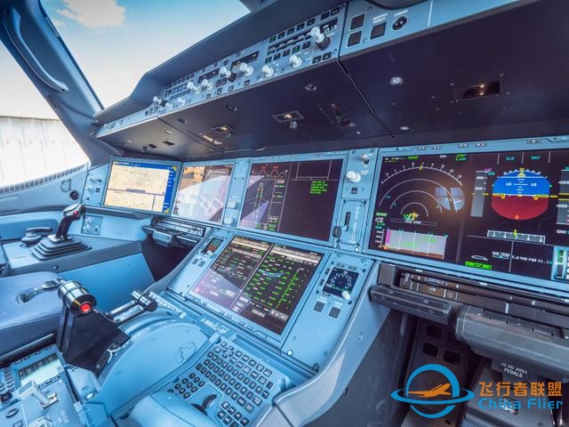 飛機的駕駛艙有什么不同？空客所有飛機的駕駛艙介紹-4424