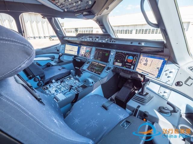 飛機的駕駛艙有什么不同？空客所有飛機的駕駛艙介紹-4956