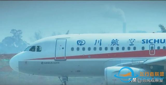 萬米高空風(fēng)擋破裂，機(jī)長力挽狂瀾，《中國機(jī)長》背后的真實(shí)故事-3081