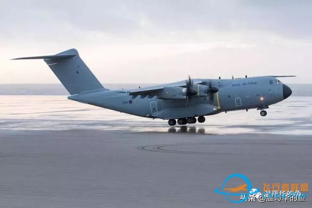 空中加油飛機A400M近距離接觸 原來是這樣加油的-9146