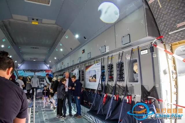 空中加油飛機A400M近距離接觸 原來是這樣加油的-8860