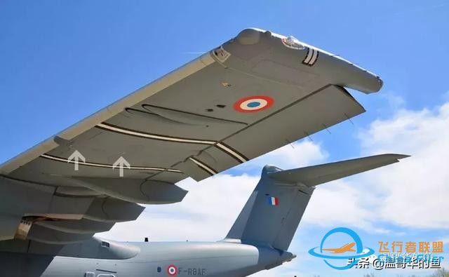 空中加油飛機A400M近距離接觸 原來是這樣加油的-1703