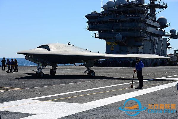 官方曝光利劍身份 對地攻擊型無人作戰飛機平臺驗證機-4438