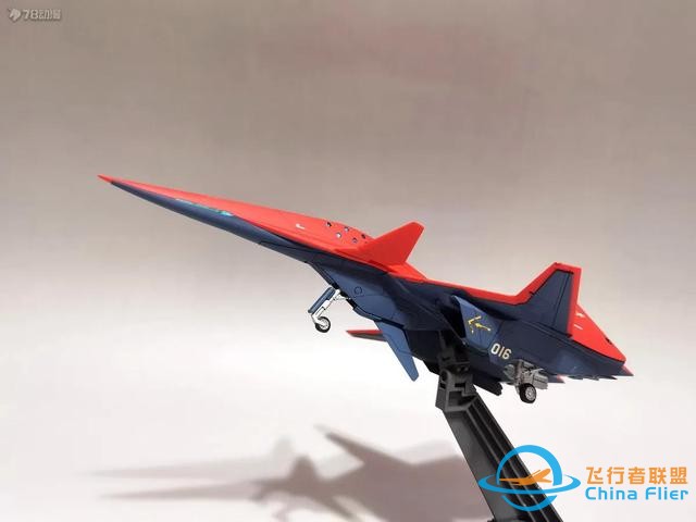 《皇牌空戰(zhàn)》：ADF-01 鷹隼 戰(zhàn)斗機-1065