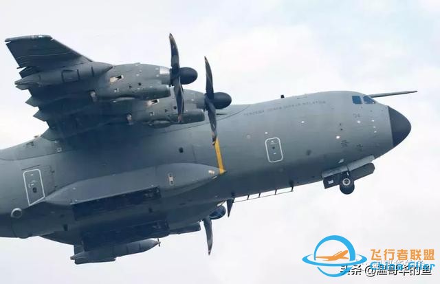 與空中加油飛機A400M近距離接觸-6149