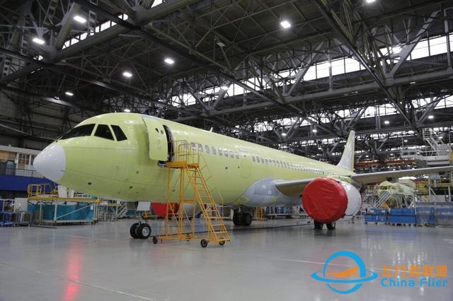 不再怕美國斷供！俄羅斯最新一代客機亮相，使用純國產先進發動機-1636