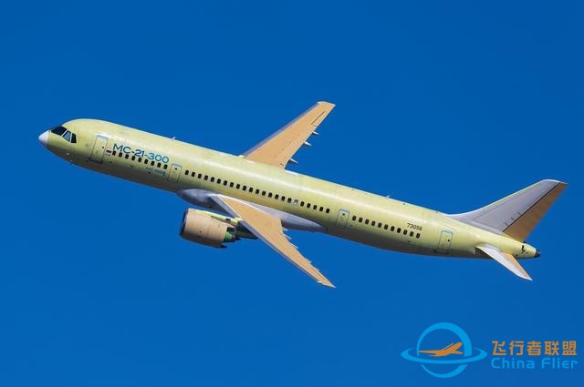 不再怕美國斷供！俄羅斯最新一代客機亮相，使用純國產先進發動機-8325