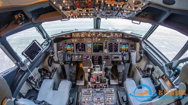 美國(guó)已經(jīng)復(fù)飛737MAX，中國(guó)何時(shí)復(fù)飛？聊聊737MAX-4446