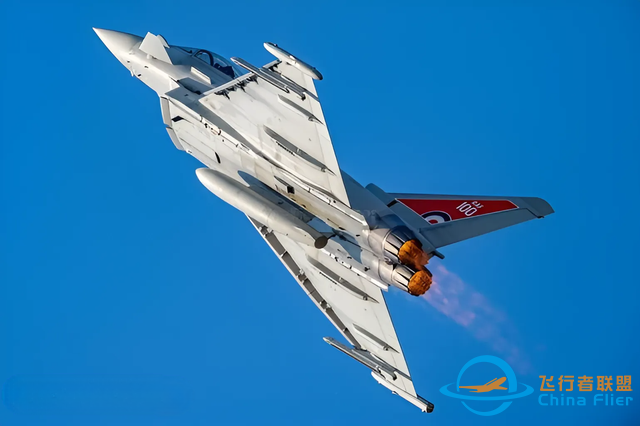 模擬空戰(zhàn)揭示真相：第五代戰(zhàn)機(jī)并非無敵 這個關(guān)鍵因素決定勝負(fù)！-5819