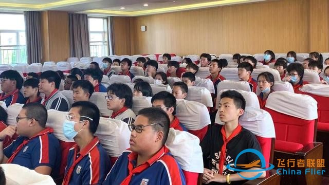 模擬飛行進校園，共筑全民航空夢-5404
