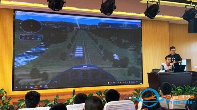 模擬飛行進校園，共筑全民航空夢-1890