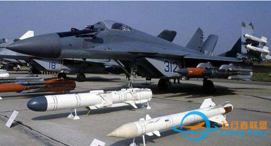 航電和動(dòng)力系統(tǒng)全面升級(jí)，獲得空軍認(rèn)可，性能堪比熱賣的蘇35-140