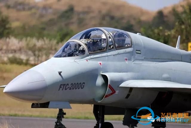 貴飛首爆F(xiàn)TC-2000G戰(zhàn)斗機(jī)先進(jìn)座艙，一平三下時髦度爆表-3050