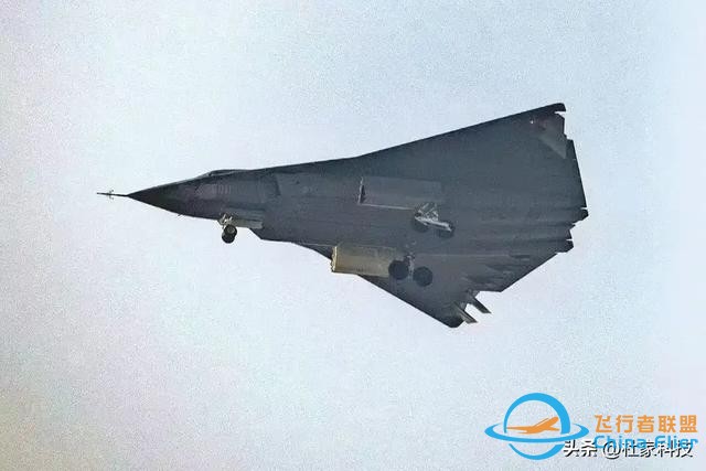 破防了！對中國六代機，美空軍部長終回應：被甩下太多，跟不上了-91